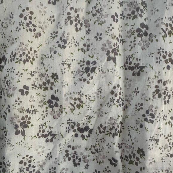 Adorable Floral Print Long Sleeve Bodysuit - Picture 5 of 10